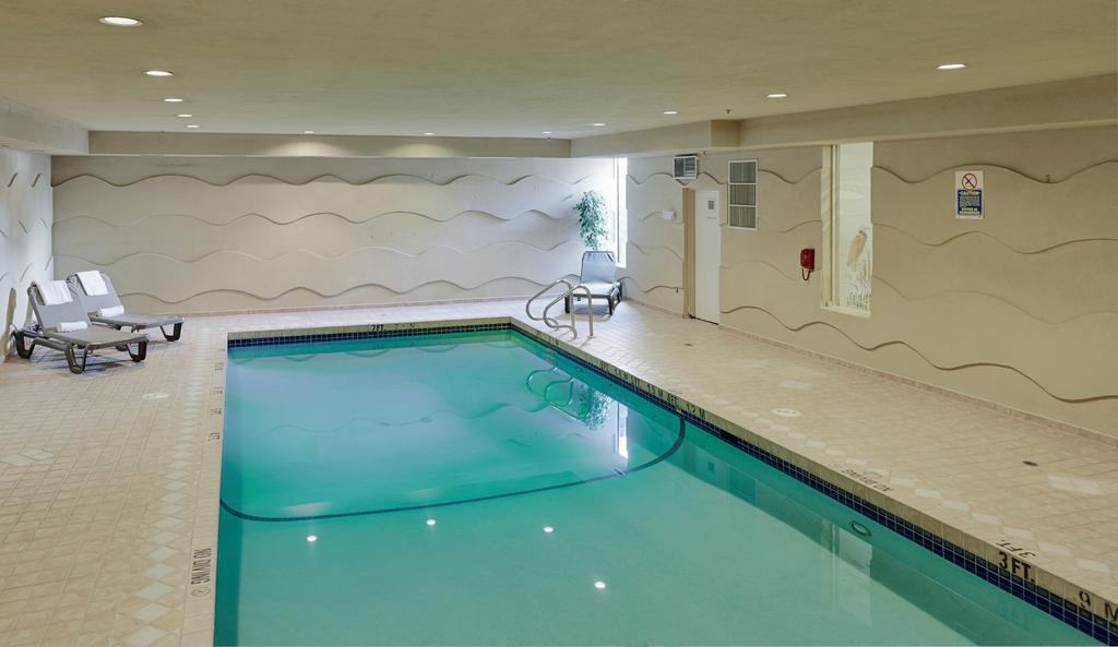 Hotel Ramada By Wyndham Abbotsford Zewnętrze zdjęcie