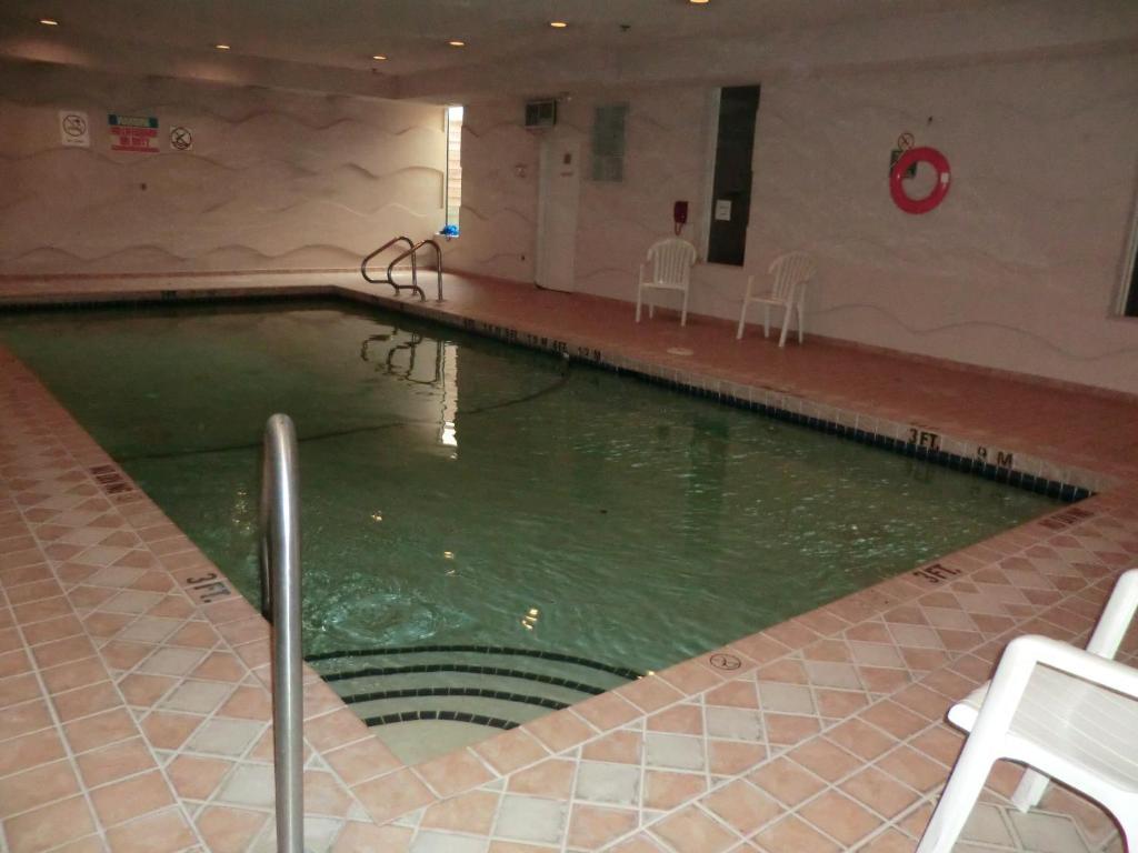 Hotel Ramada By Wyndham Abbotsford Zewnętrze zdjęcie