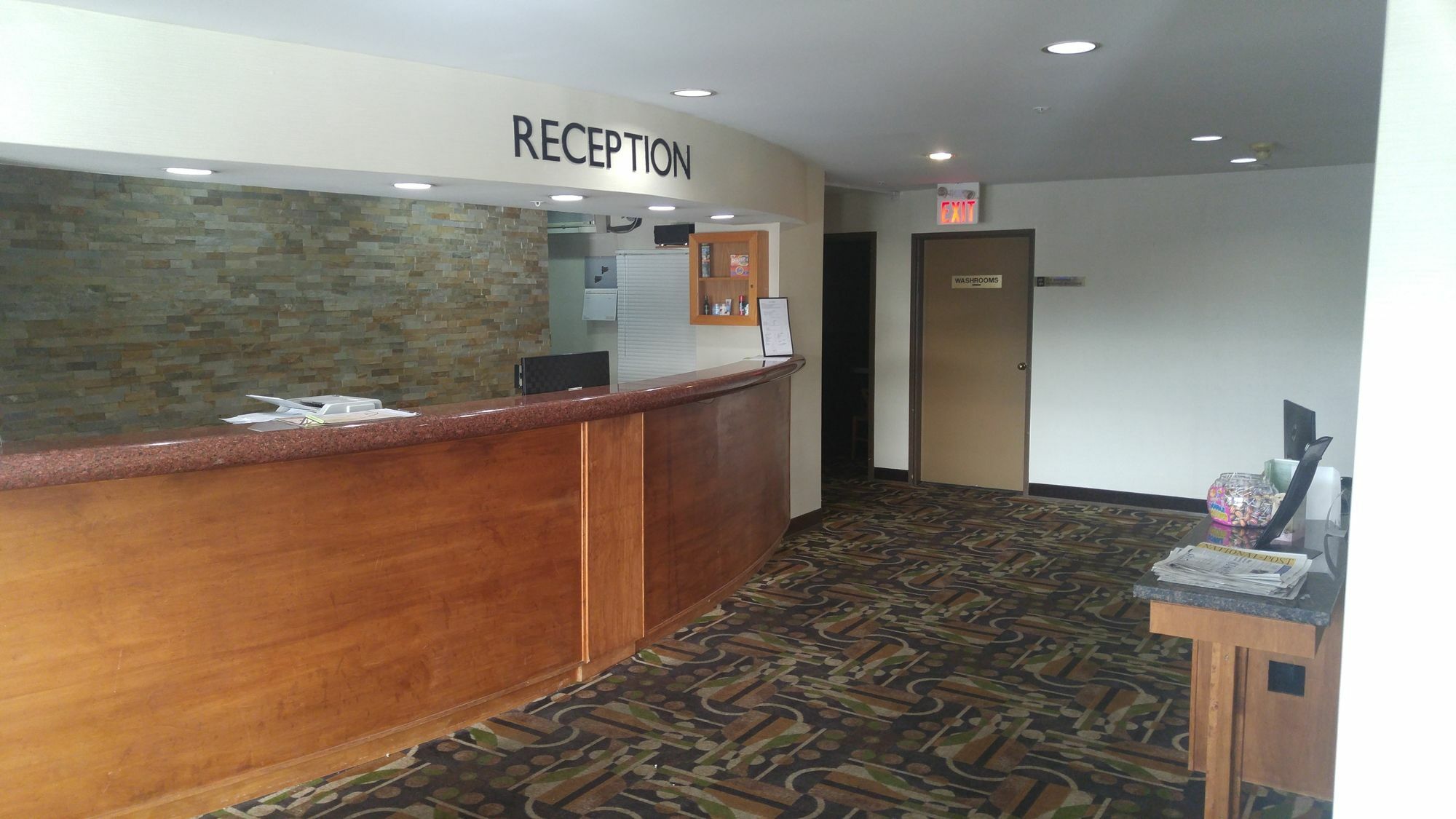 Hotel Ramada By Wyndham Abbotsford Zewnętrze zdjęcie