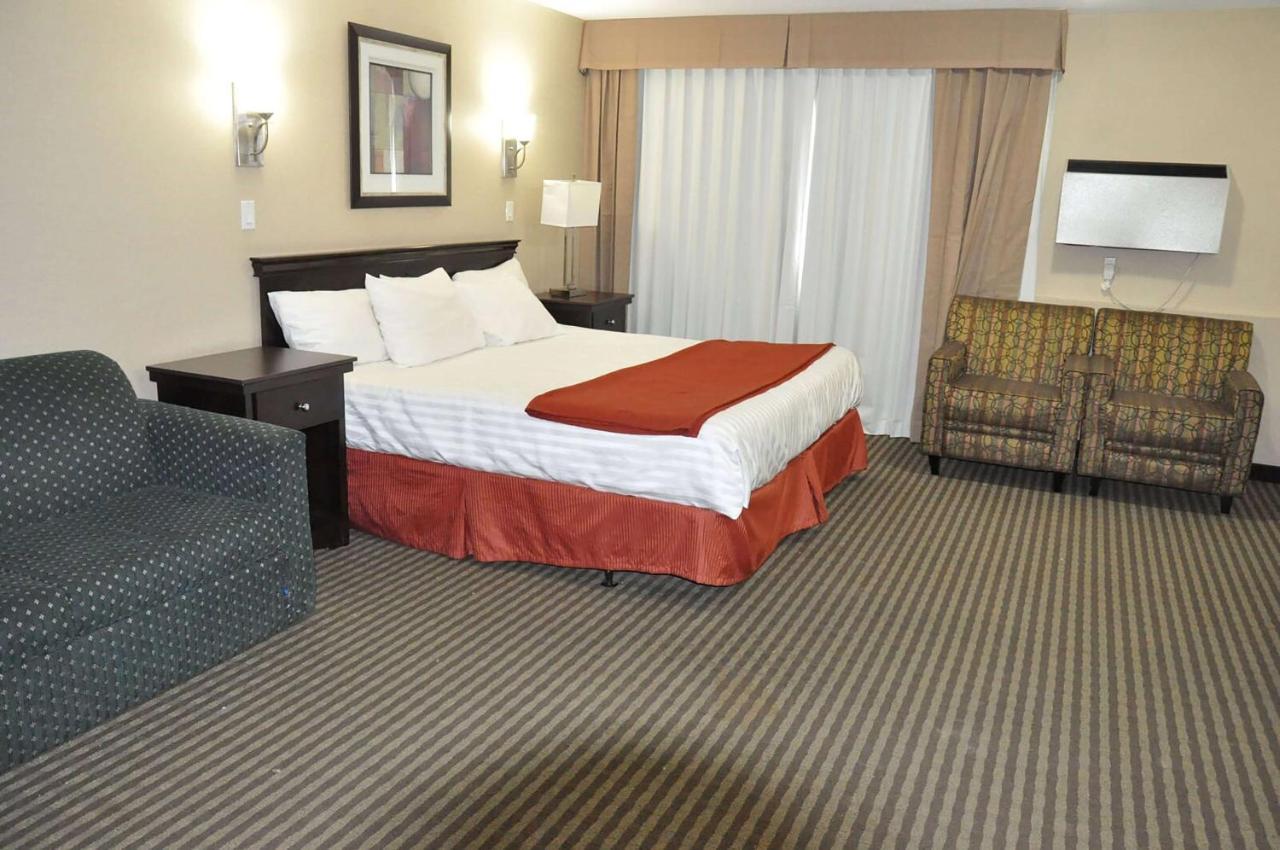 Hotel Ramada By Wyndham Abbotsford Zewnętrze zdjęcie